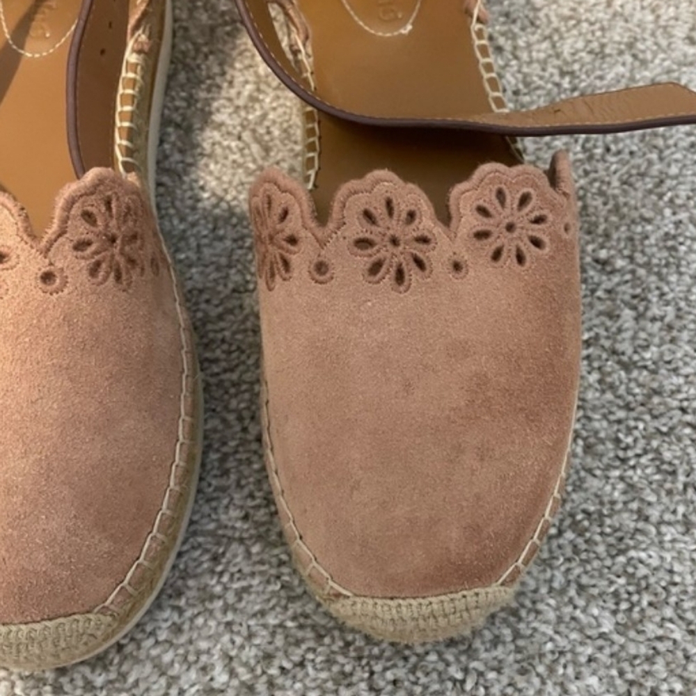 See By Chloe Glyn Scalloped Sandals - Picture 6 of 7